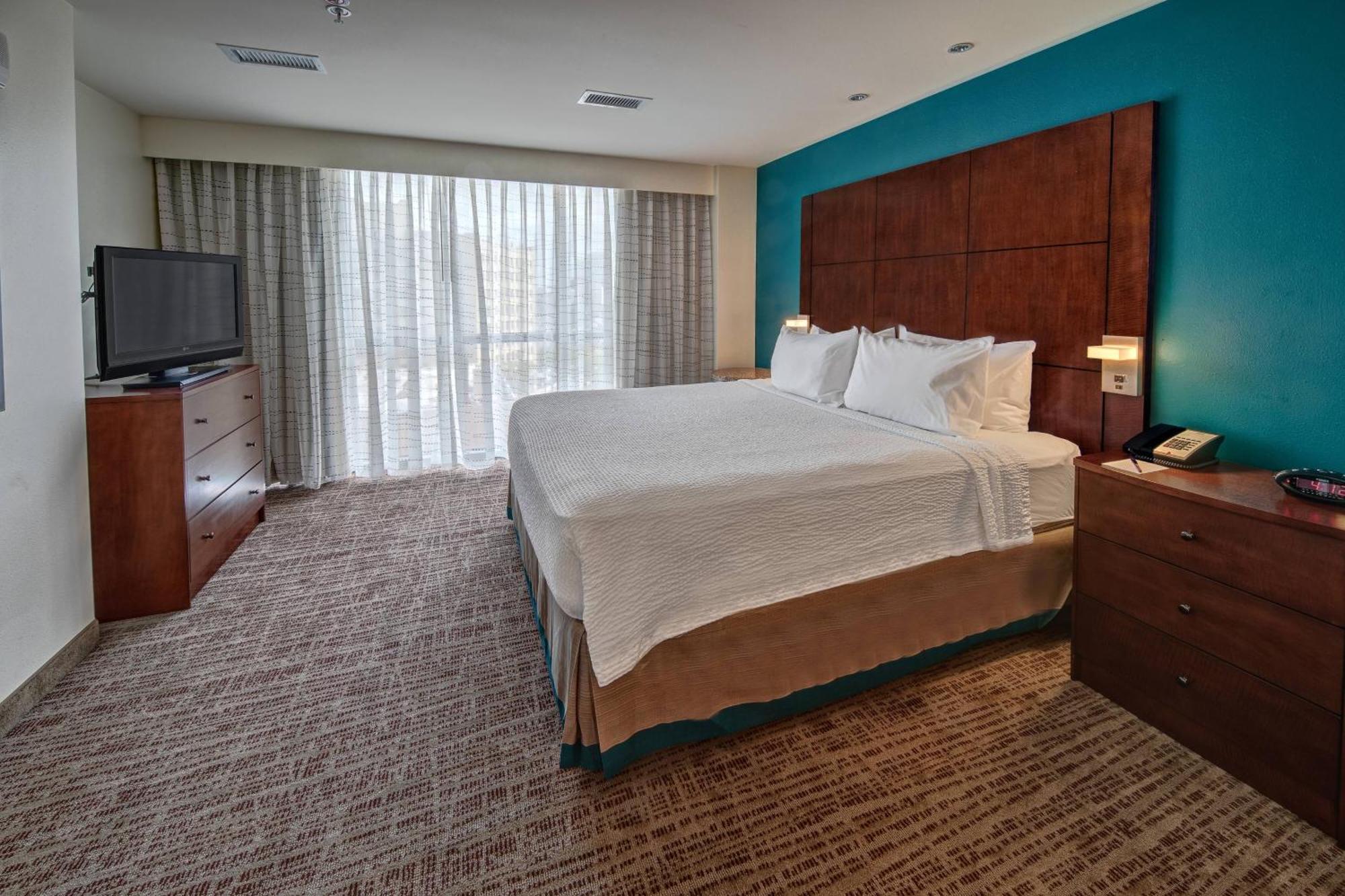 Residence Inn Norfolk Downtown Exterior foto